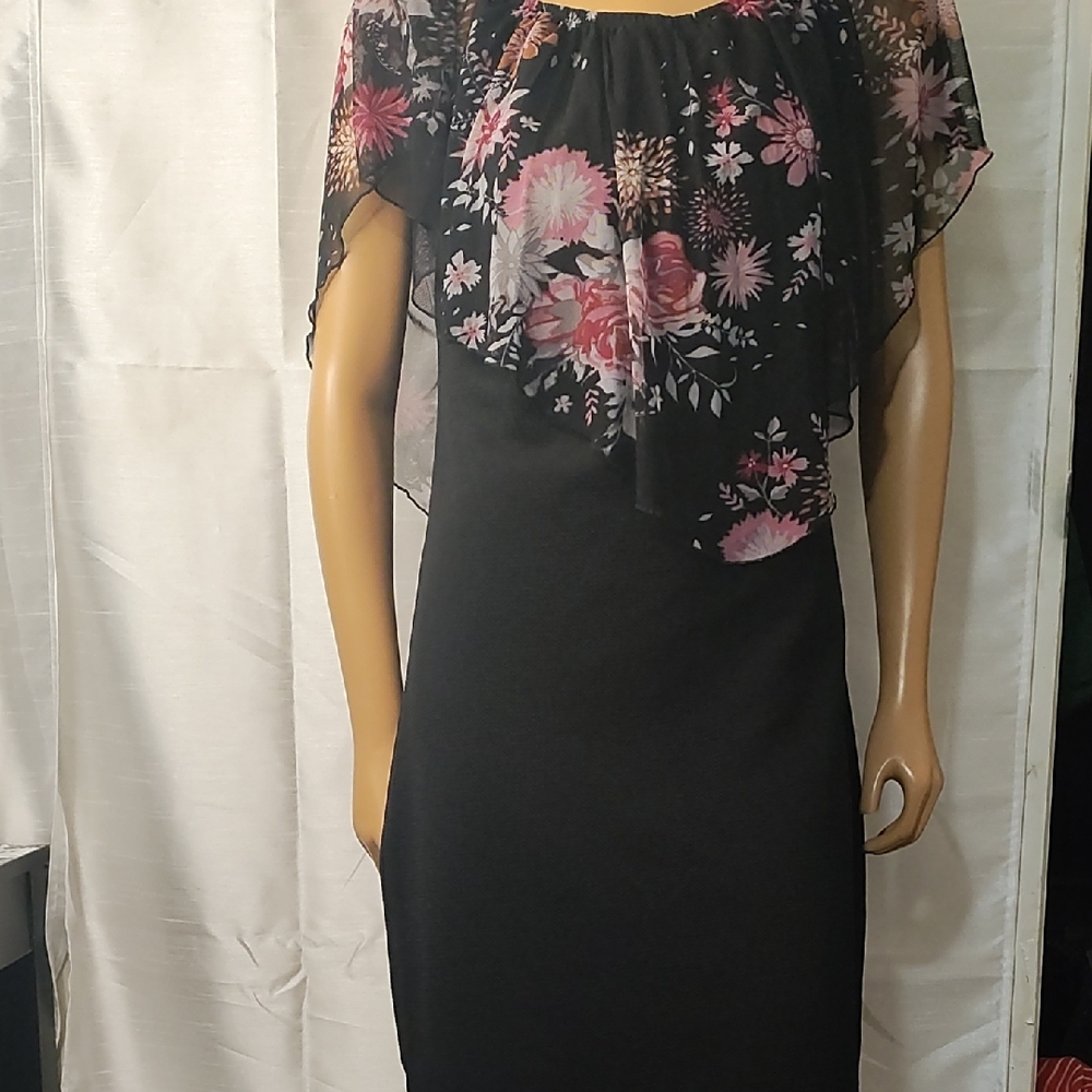 Ben Nye Black‎ Floral Mini Dress